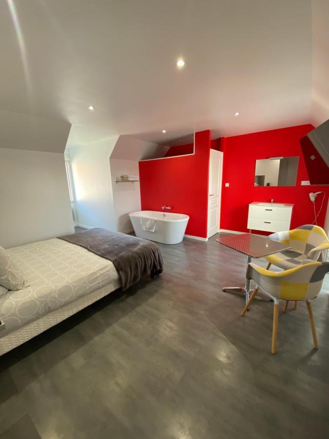 Bed and Breakfast Aux Charmes Isques Exterior foto